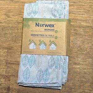 NWT Norwex Napkins Set of 4 Leaves Design‎